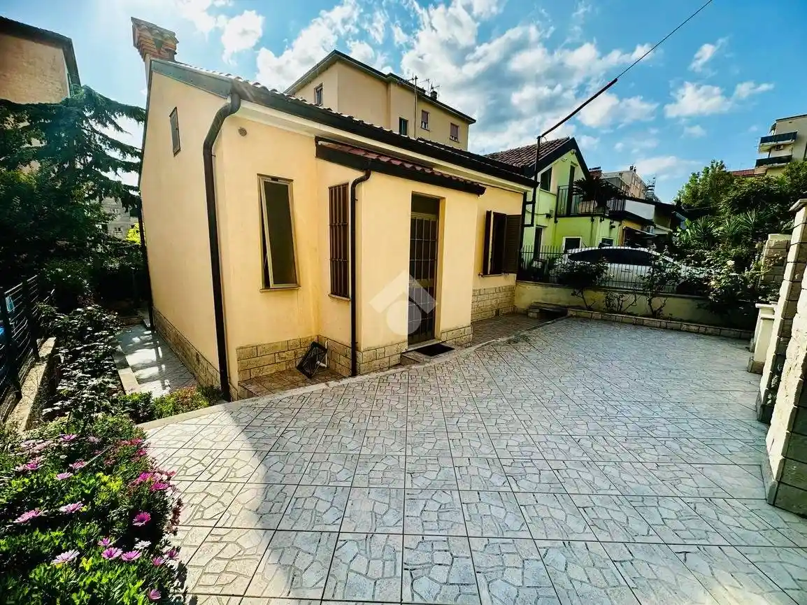 Casa colonica via Giovanni Oliva 23, Chiarbola - Ponziana, Trieste - foto 3