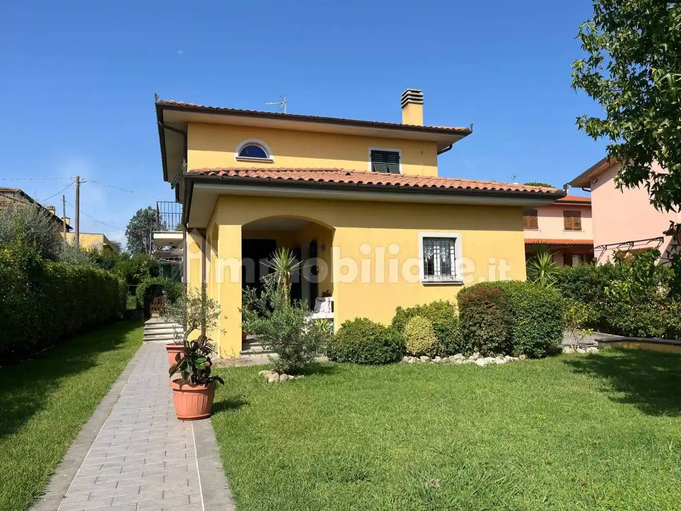 Villa in vendita a Montecarlo