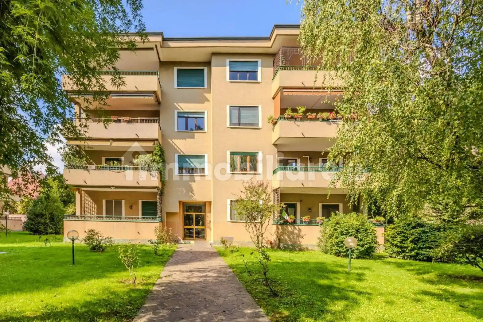 Appartamento in vendita a Arese