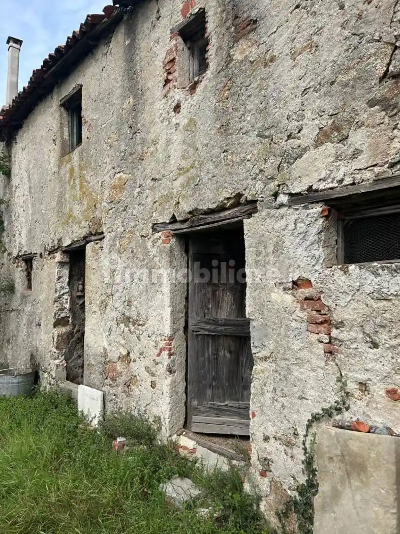 Rustico - Casale in vendita a Quiliano
