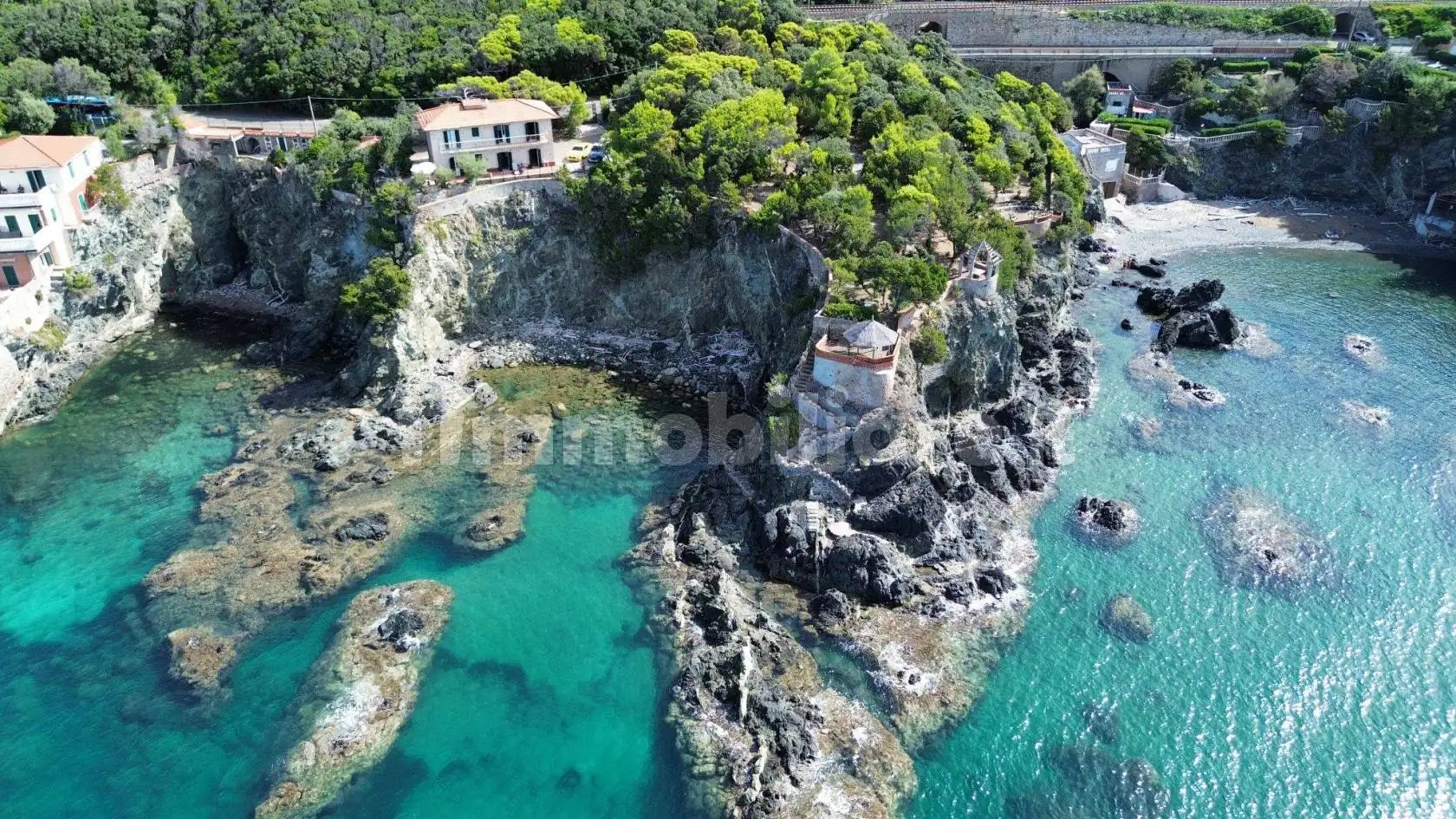 Villa unifamiliare via Aurelia 1111, Chioma, Nibbiaia, Rosignano Marittimo