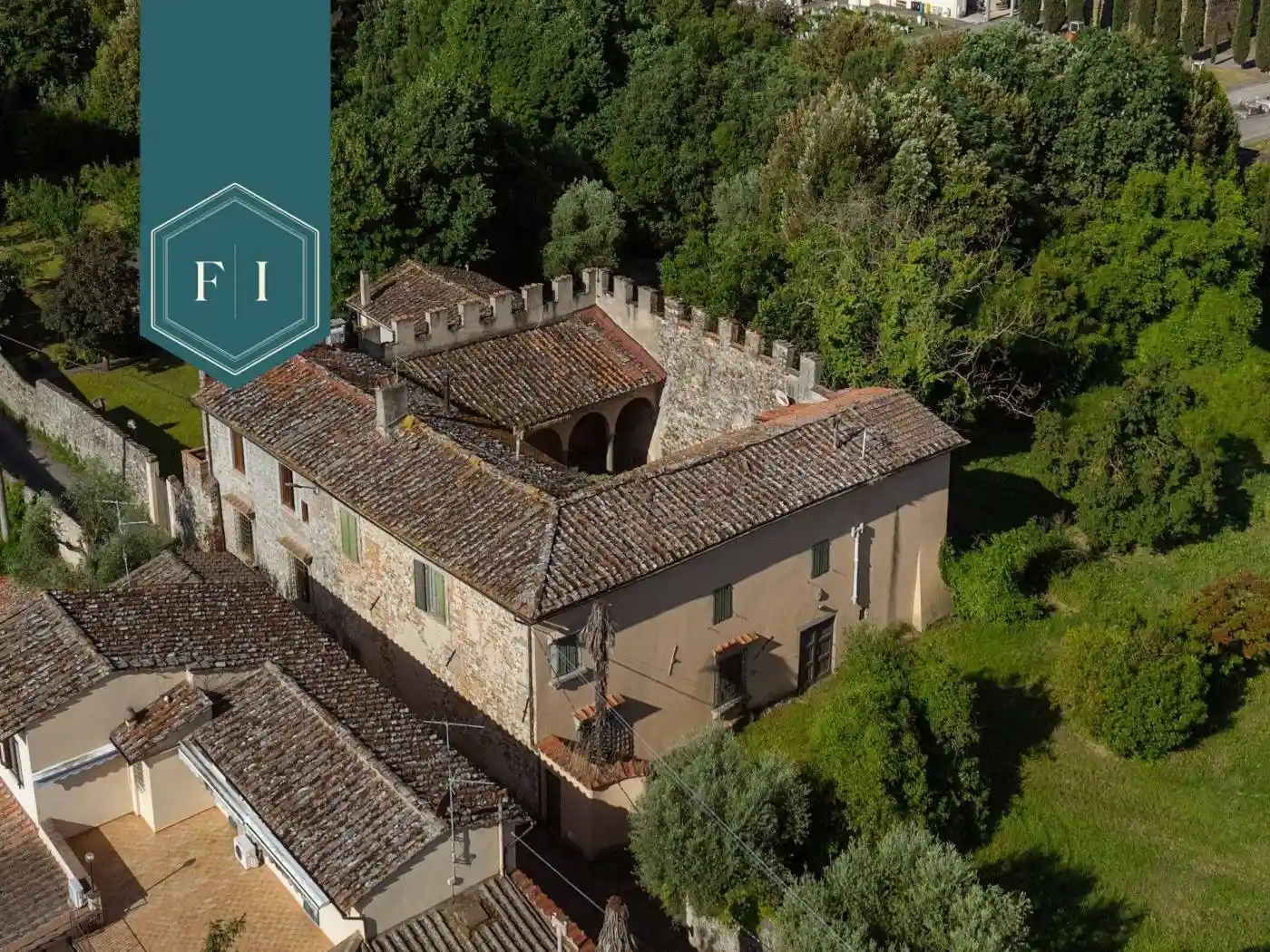 Palazzo - Edificio in vendita a Firenze