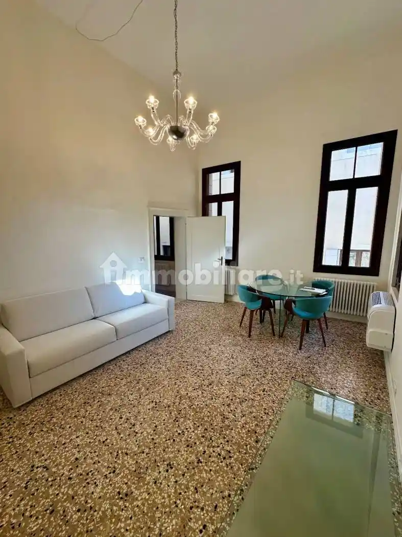 Appartamento in affitto a Venezia