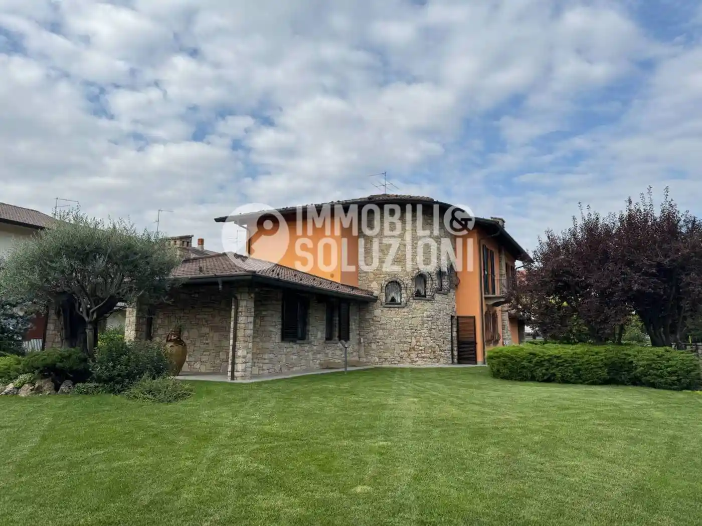 Villa in vendita a Stezzano
