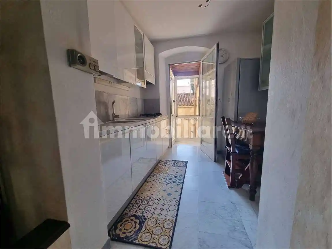 Appartamento in vendita a Sarzana