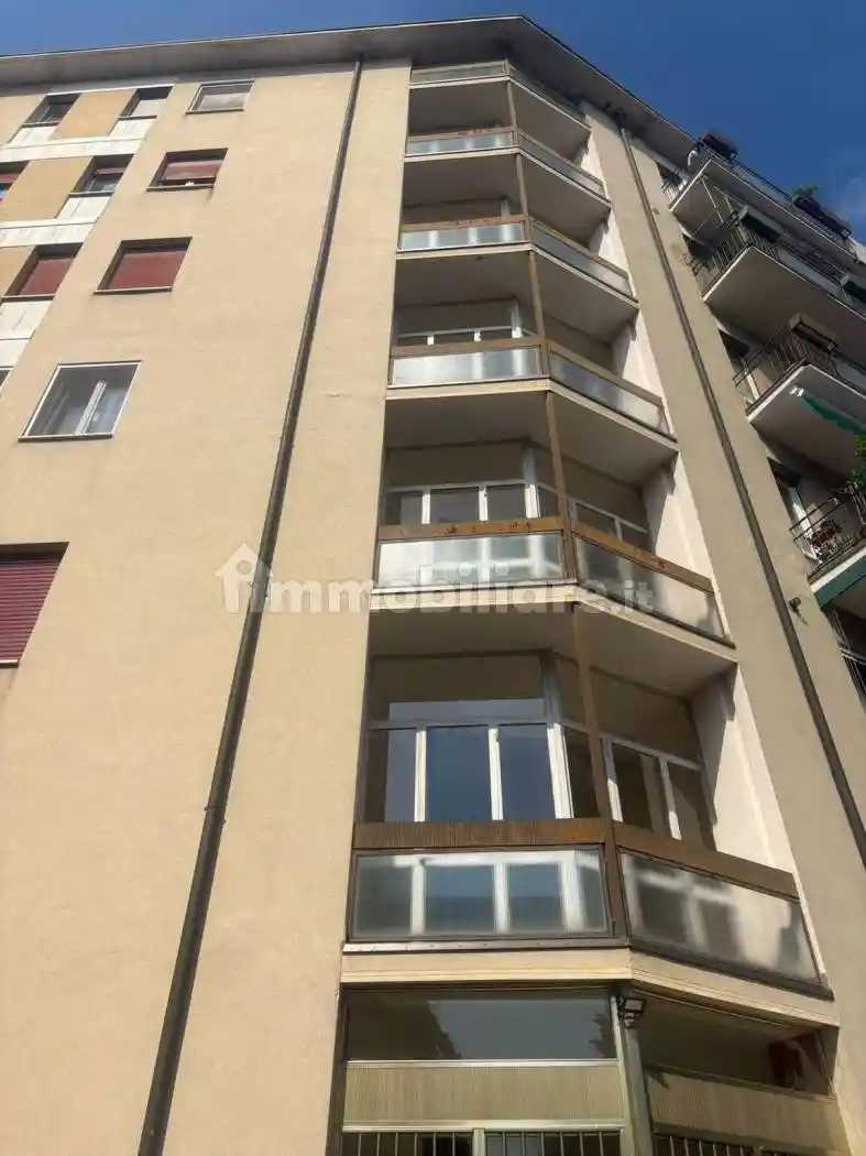 Trilocale via Alessandro Noli, Borgo Palazzo, Bergamo - foto 2