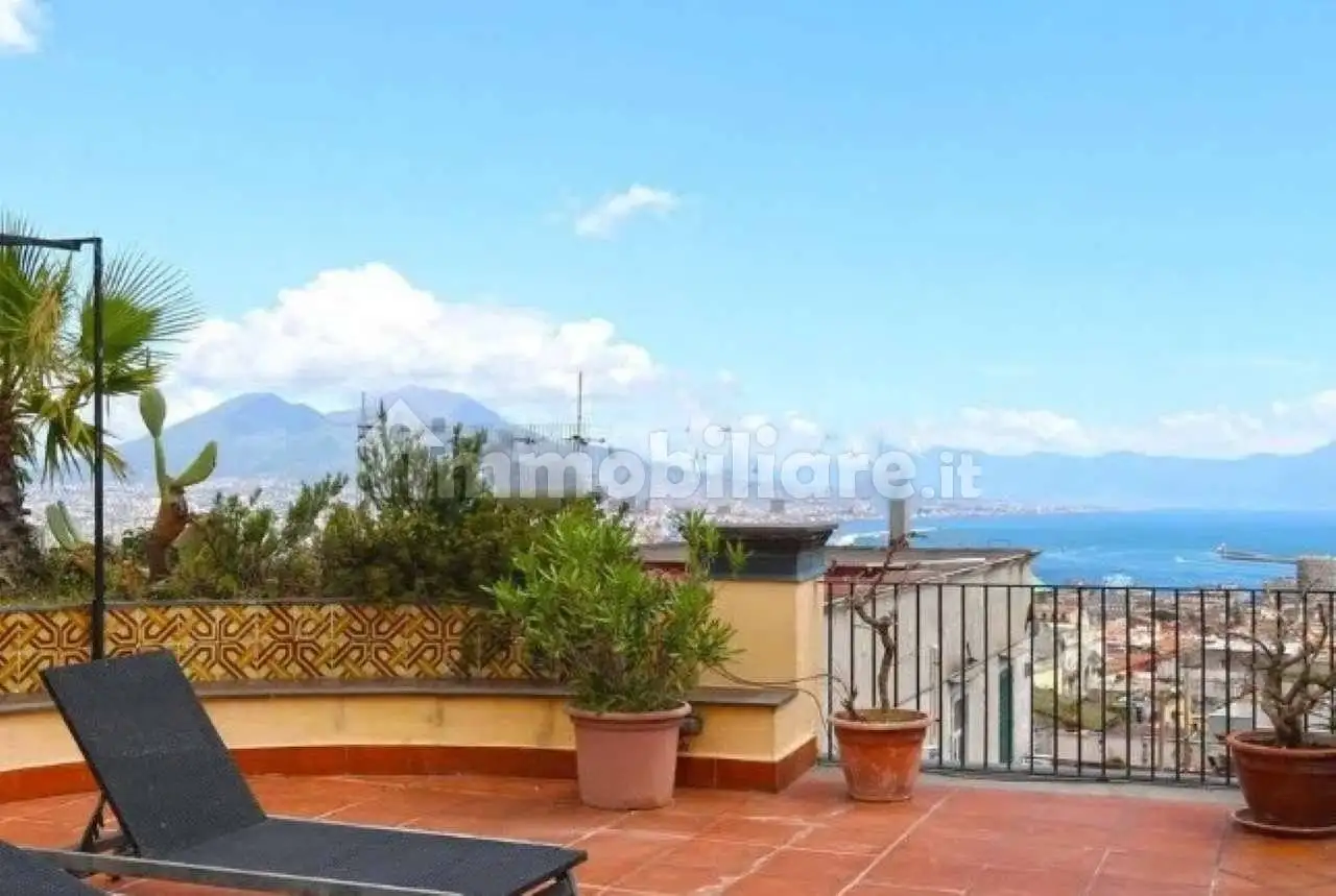 Appartamento in vendita a Napoli