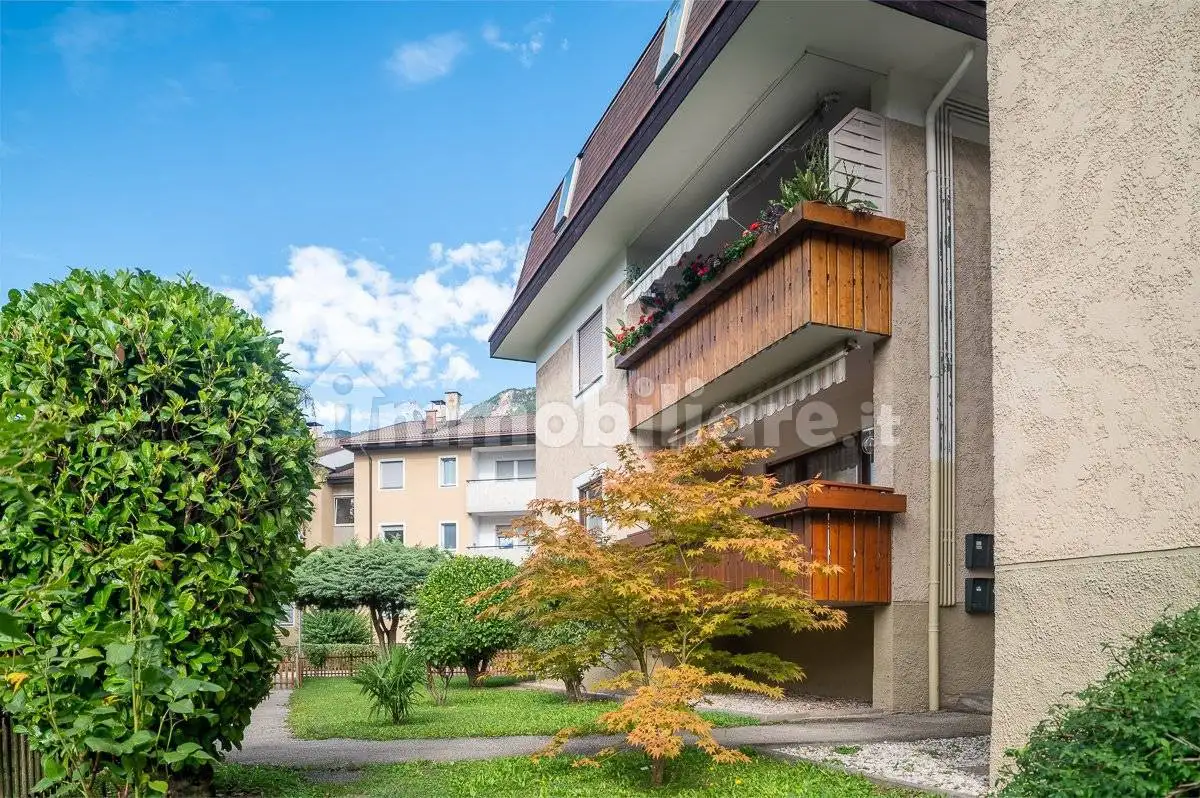 Appartamento in vendita a Ora