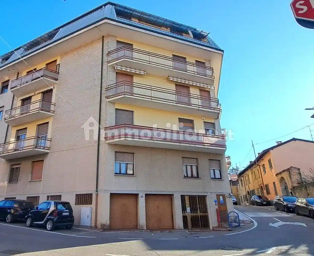 Appartamento in vendita a Appiano Gentile