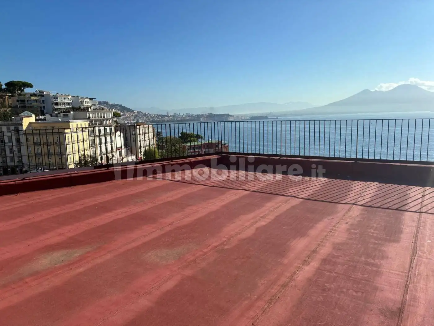 Appartamento in vendita a Napoli