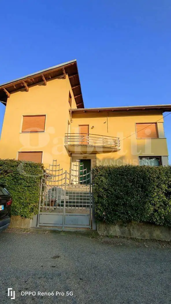 Appartamento in vendita a Biella