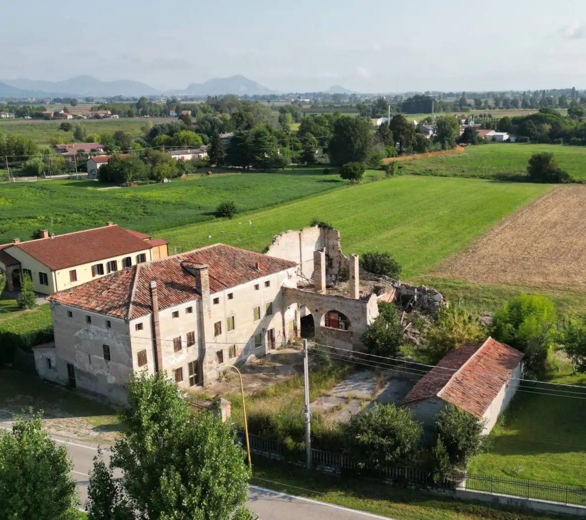 Rustico - Casale in vendita a Villa Estense
