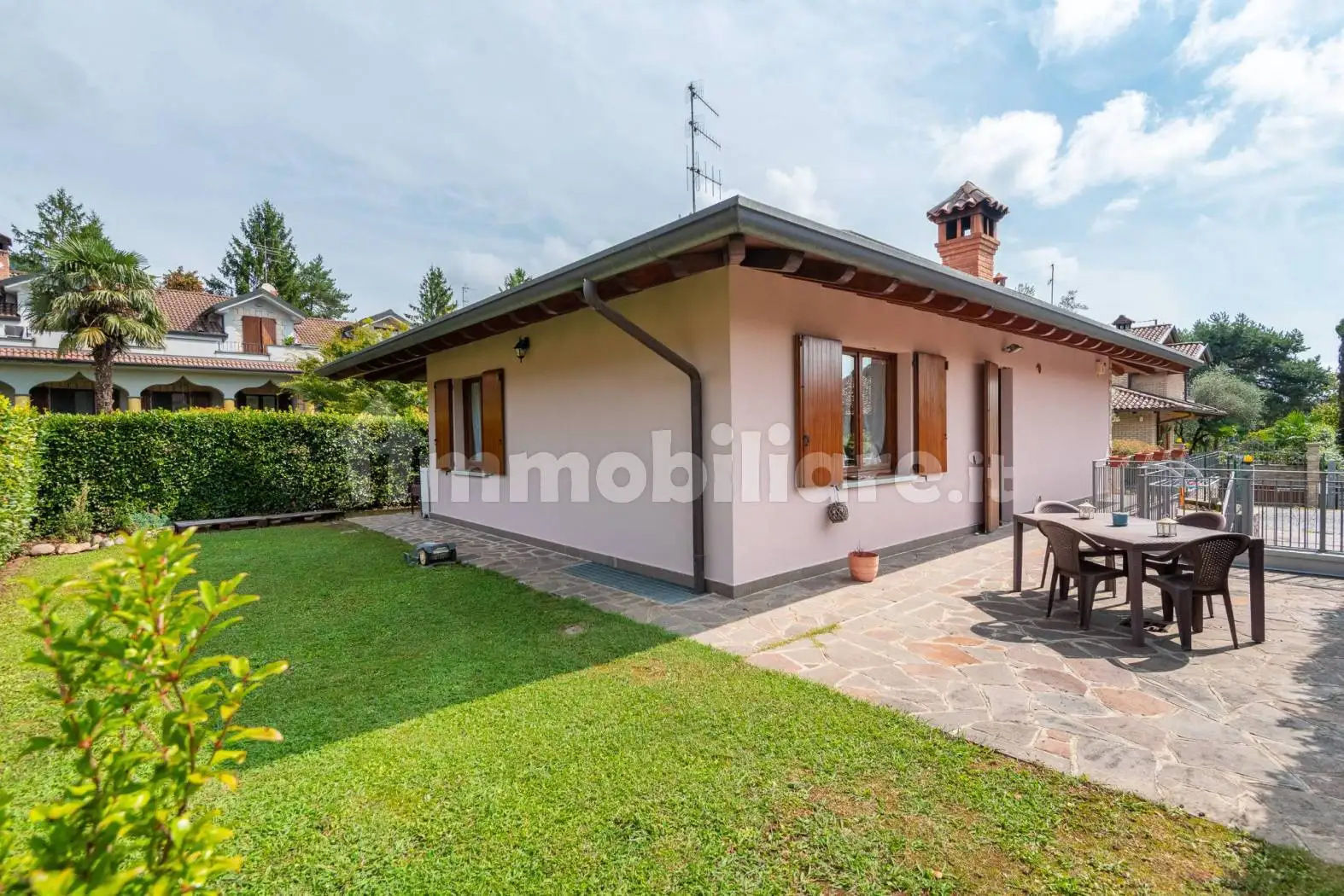 Villa in vendita a Almenno San Bartolomeo