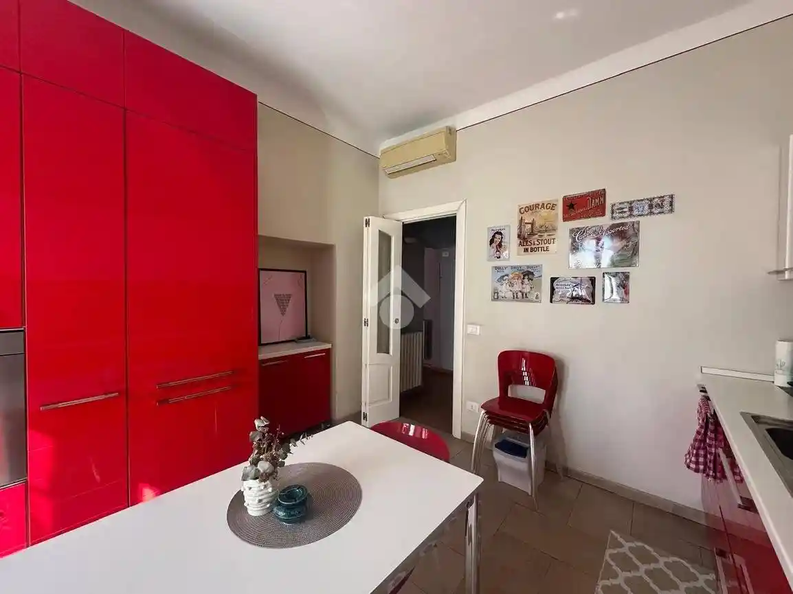 Trilocale corso Cristoforo Colombo 6, Navigli - Darsena, Milano - foto 4