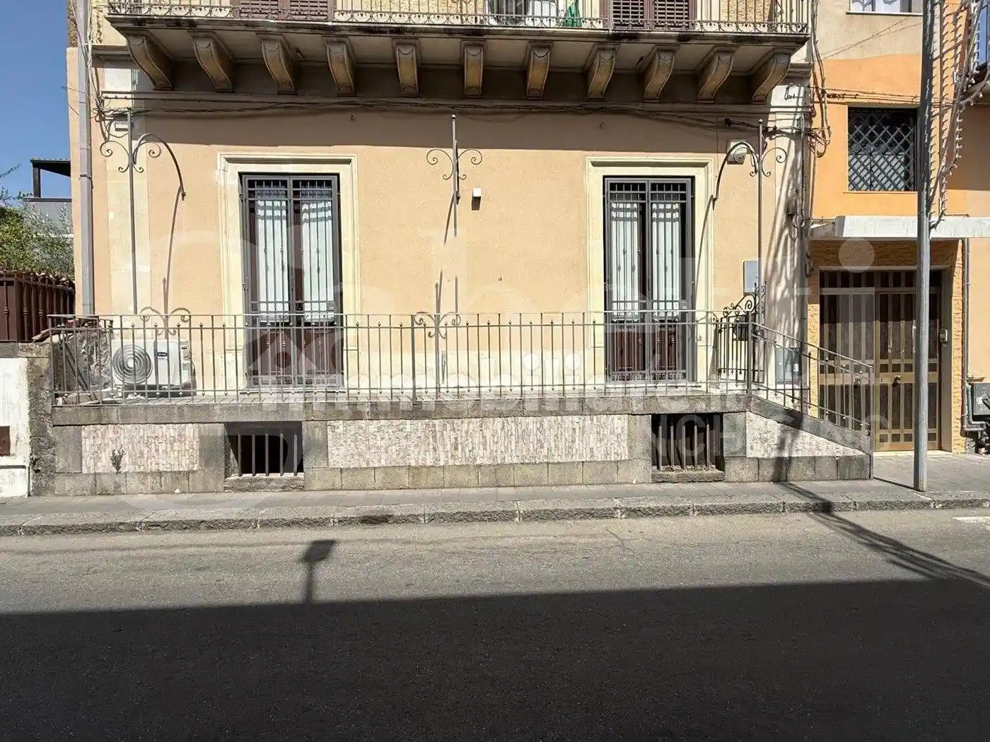 Appartamento in vendita a Aci Castello