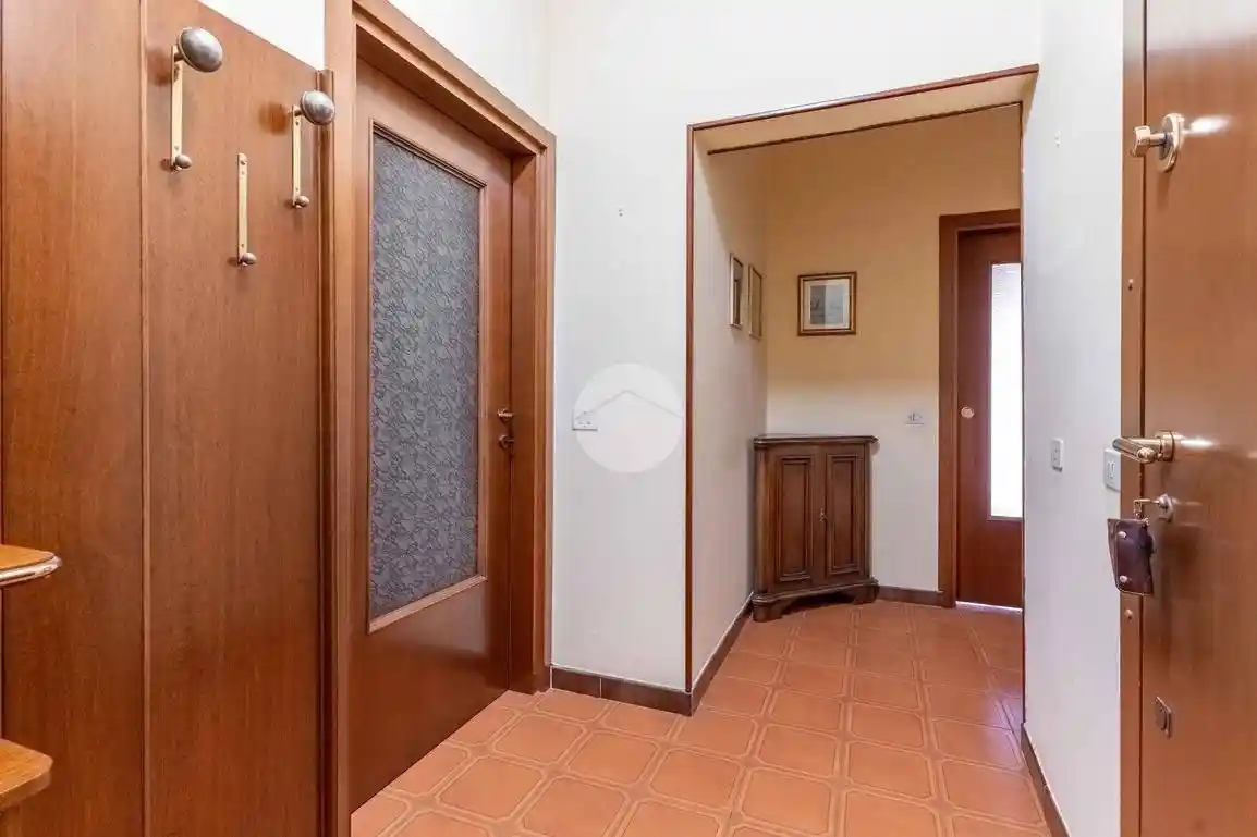 Trilocale via De Ruggiero Guido, Gratosoglio, Milano - foto 2