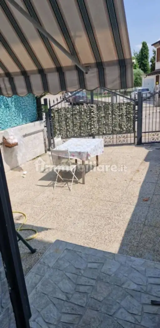 Villa a schiera via Capitello snc, Piazza, Concamarise - foto 2