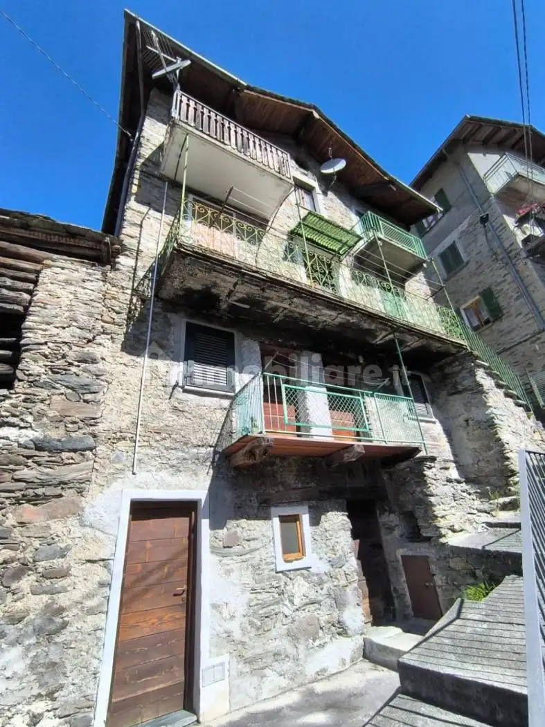 Trilocale Contrada Curlo, Centro, Chiesa in Valmalenco - foto 2