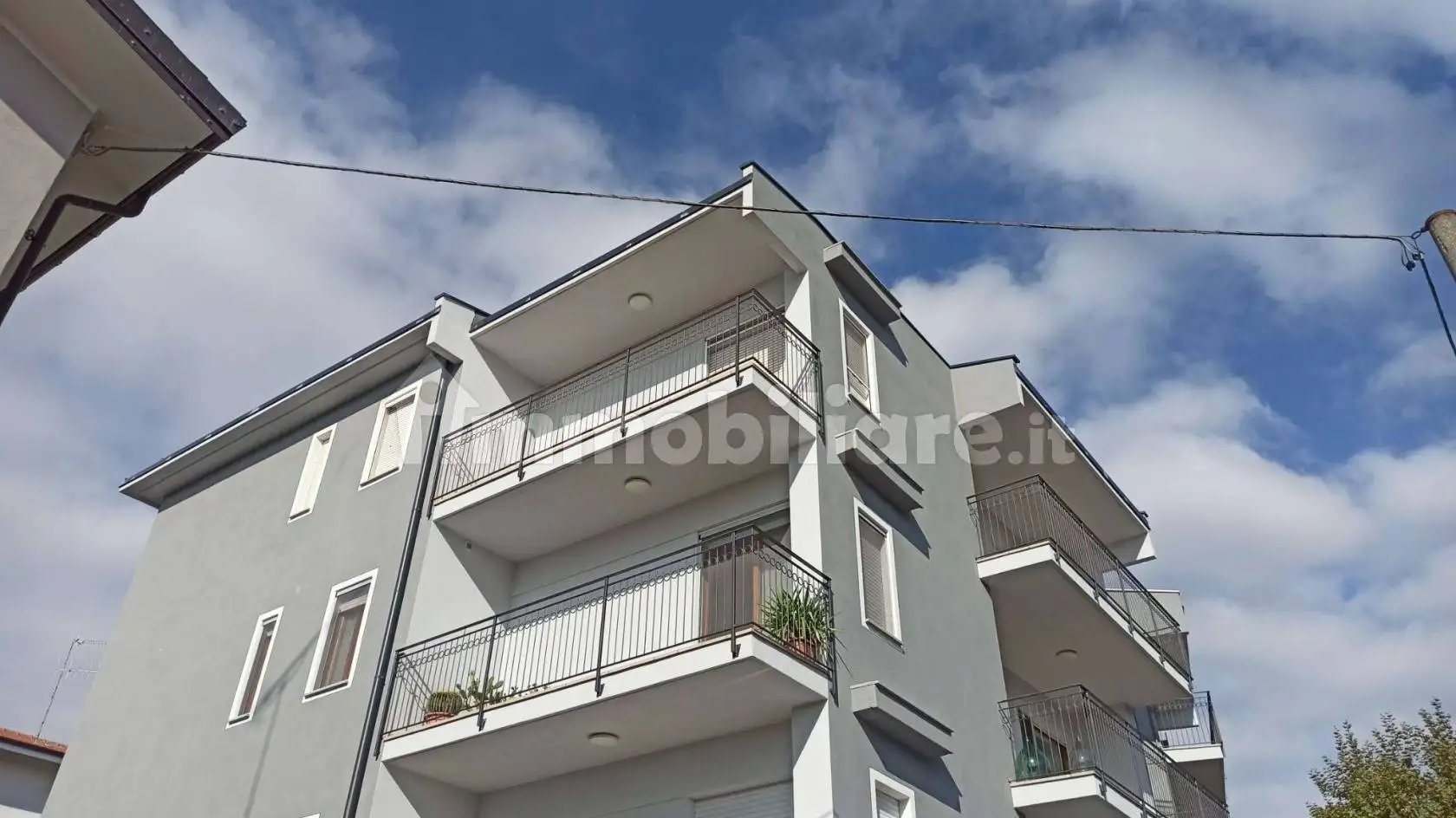 Appartamento viale Vittorio Veneto 35, Centro, Carrù - foto 2