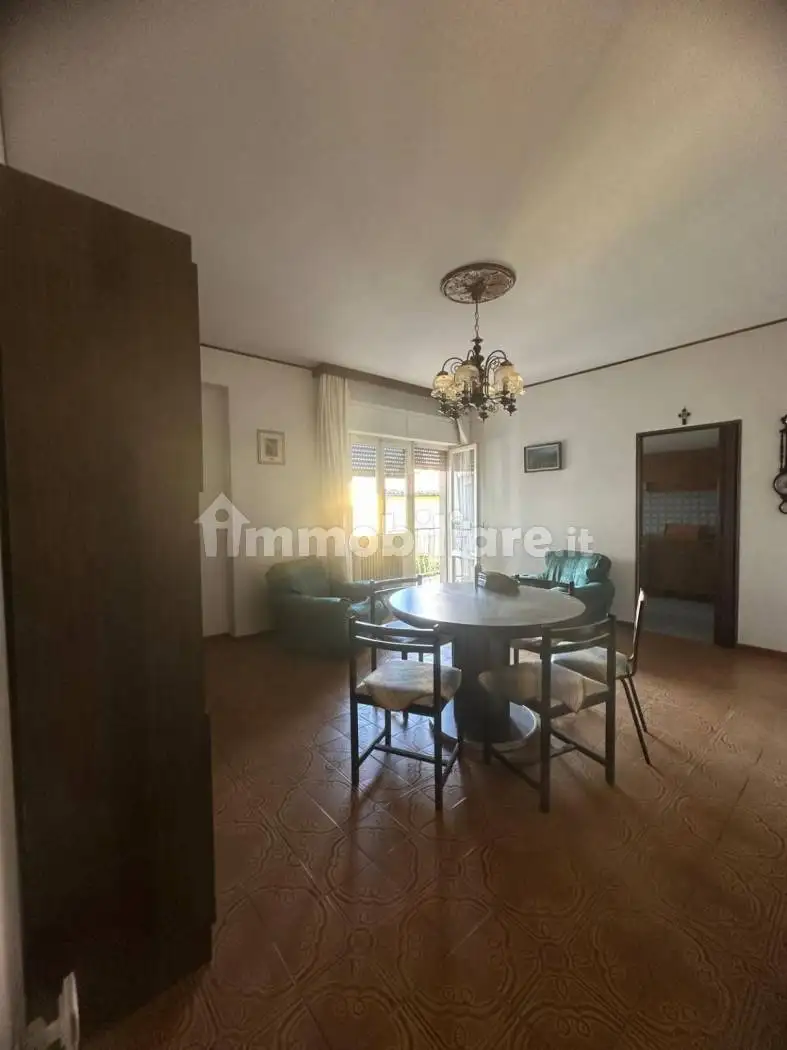 Appartamento buono stato, primo piano, Centro, Castorano - foto 4