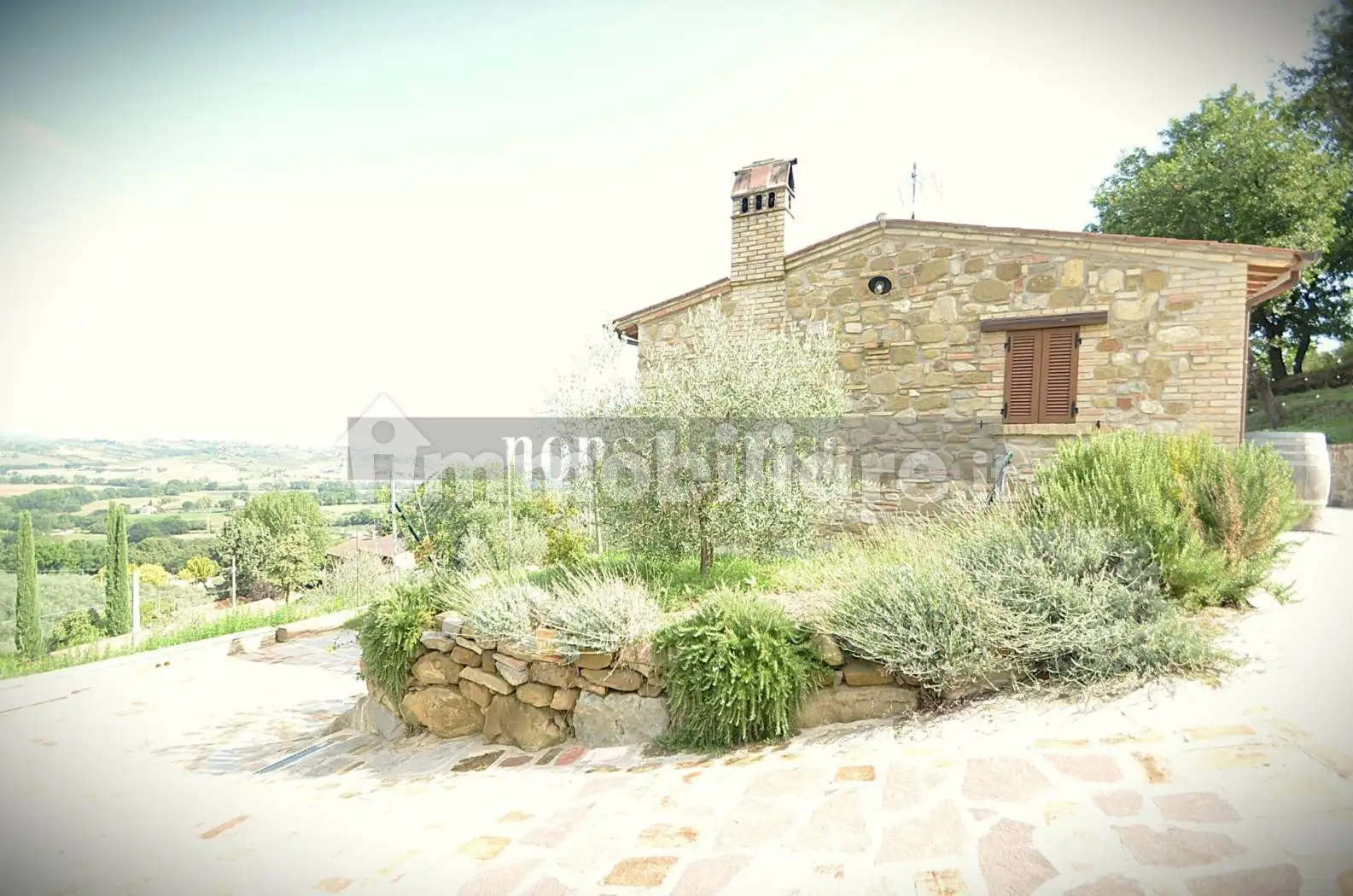 Rustico - Casale in affitto a Bettona