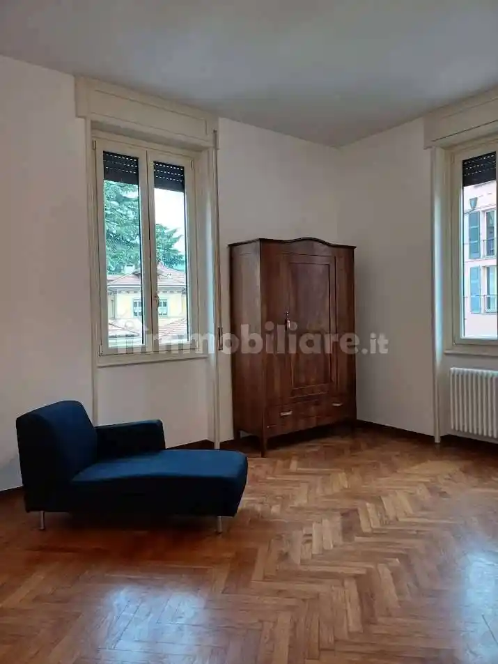 Appartamento in affitto a Varese