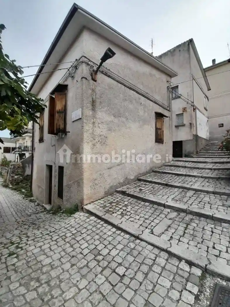 Terratetto unifamiliare via Fonte del Pesco, Roccacinquemiglia, Castel di Sangro - foto 3