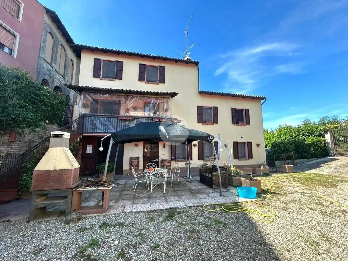 Casa indipendente in vendita a Grazzano Badoglio