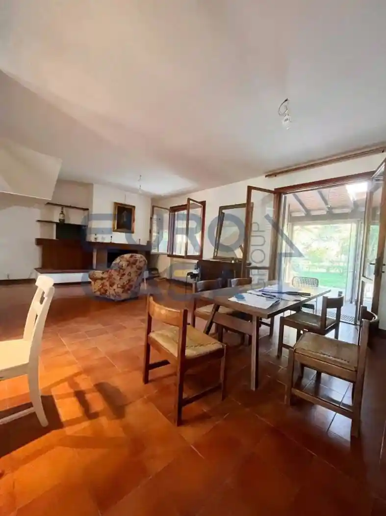 Appartamento in vendita a Modena