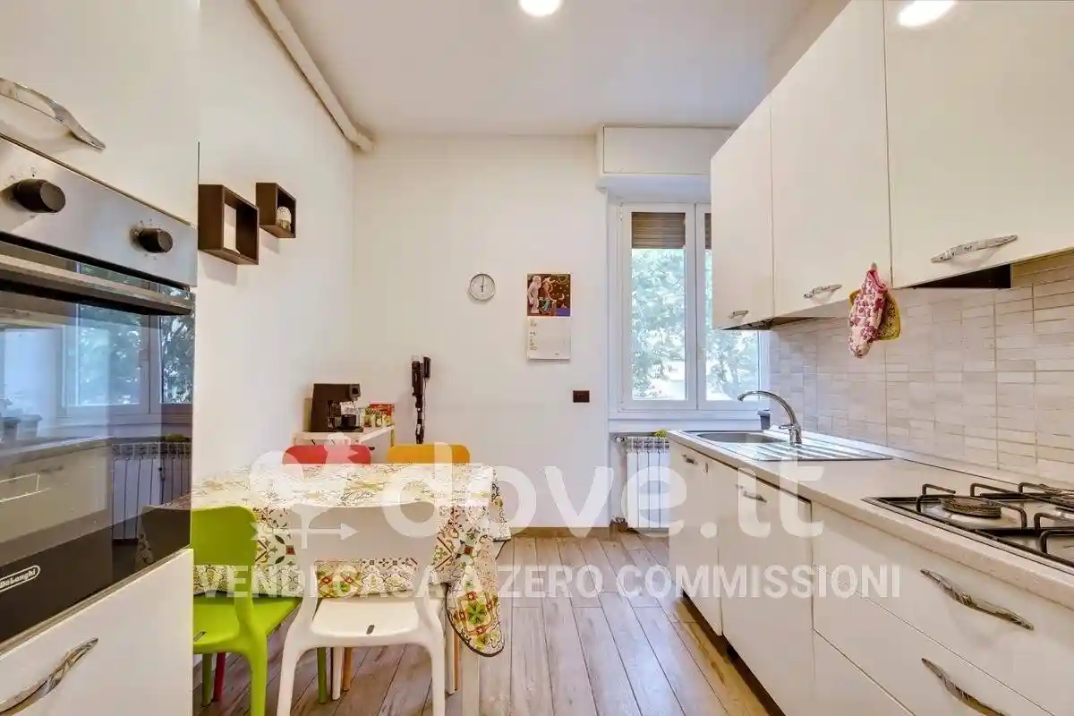 Trilocale viale Tibaldi 29, Corso San Gottardo, Milano - foto 2