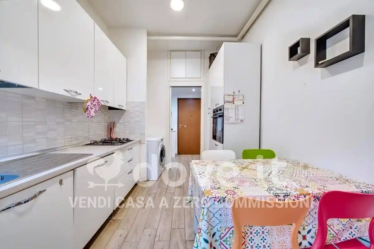 Trilocale viale Tibaldi 29, Corso San Gottardo, Milano - foto 5