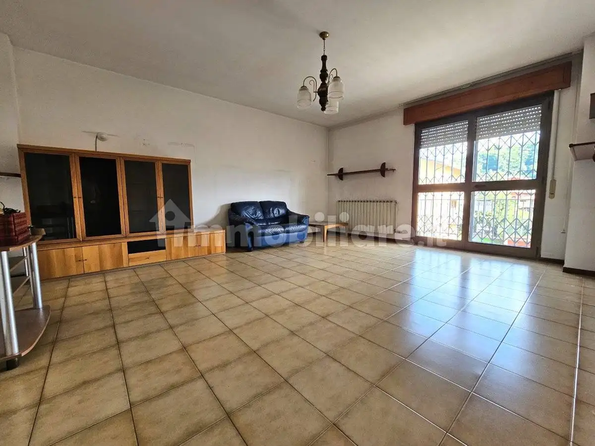 Trilocale via Papa Giovanni XXIII, Centro, Cene - foto 2