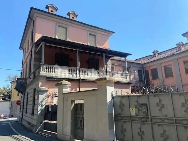 Palazzo - Edificio in vendita a Castelnuovo Scrivia