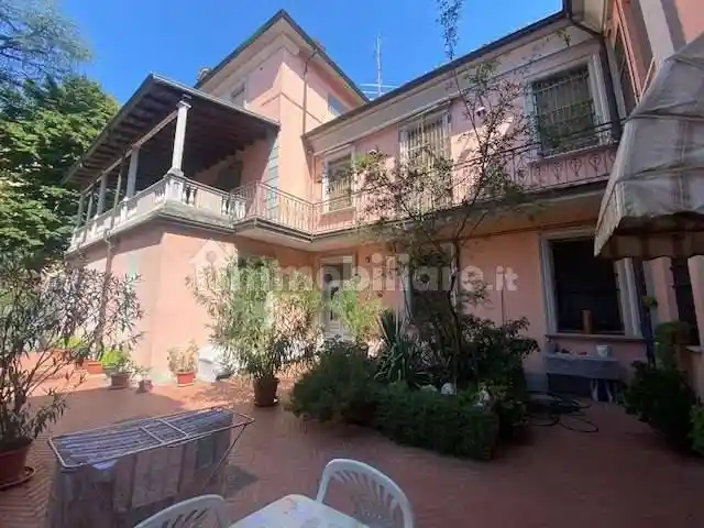 Palazzo - Edificio in Vendita - foto 2