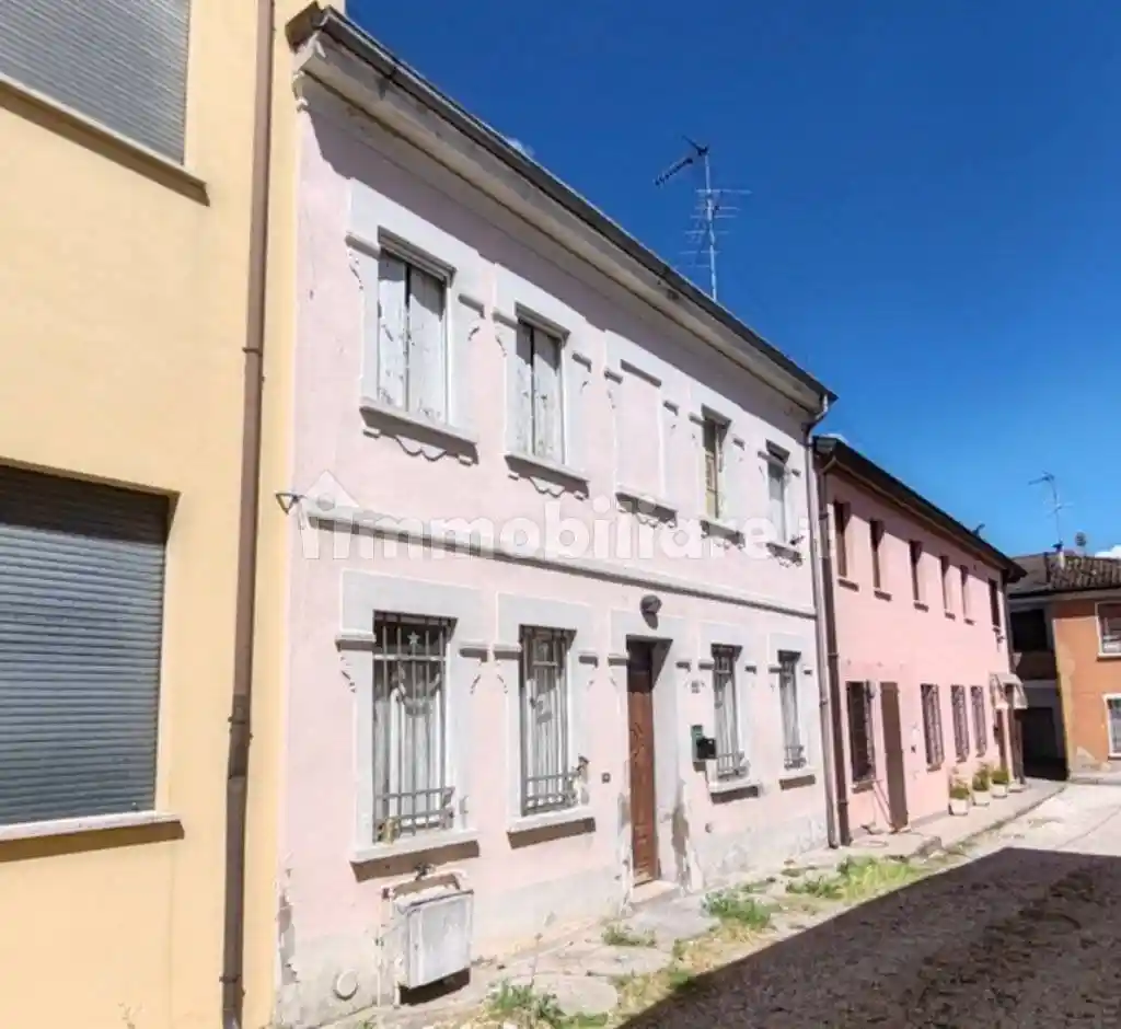 Villetta a schiera in vendita a Curtatone