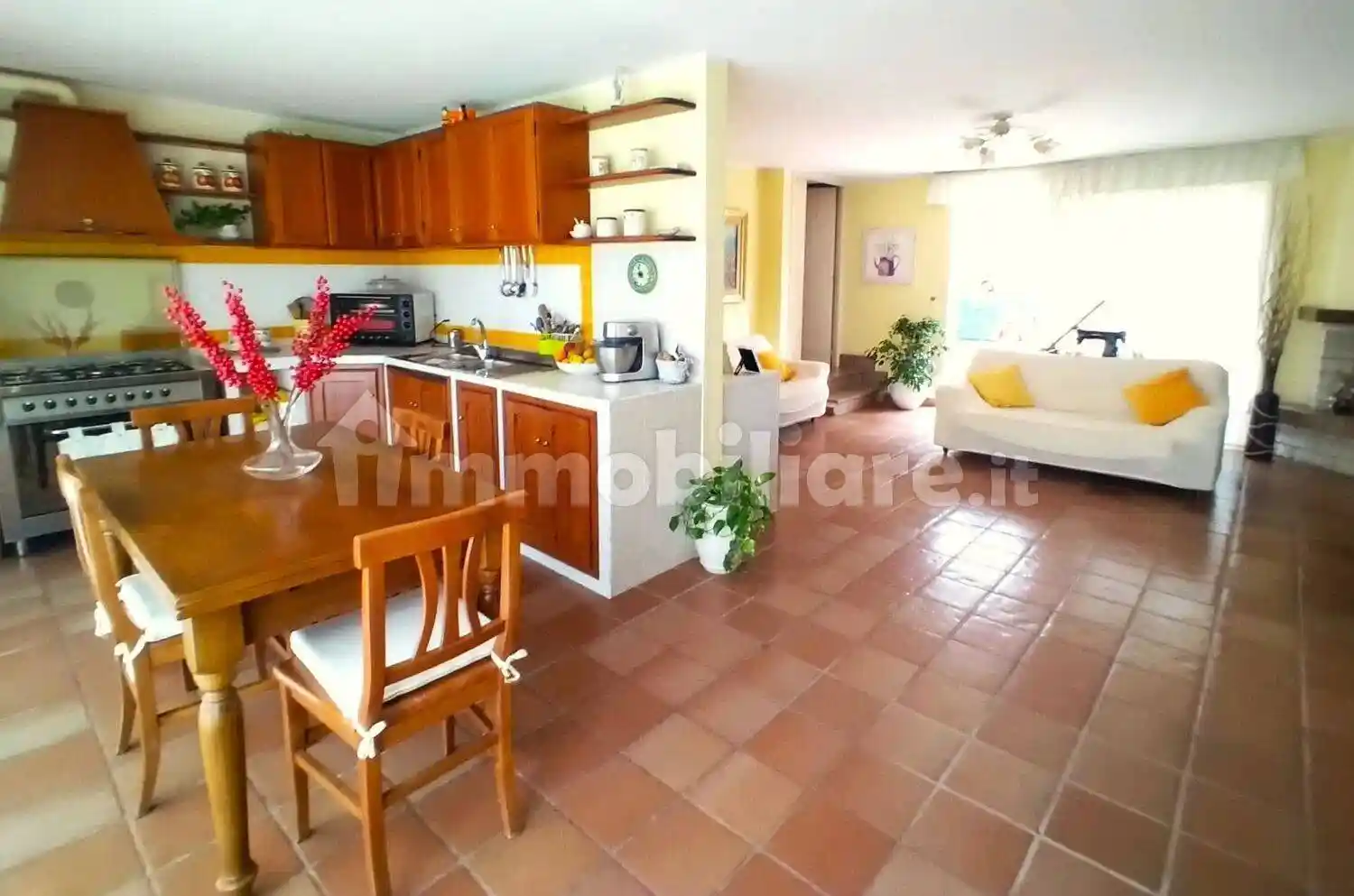 Appartamento in vendita a Terracina