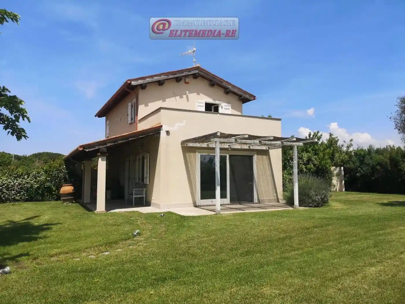 Villa in vendita a Montalto di Castro