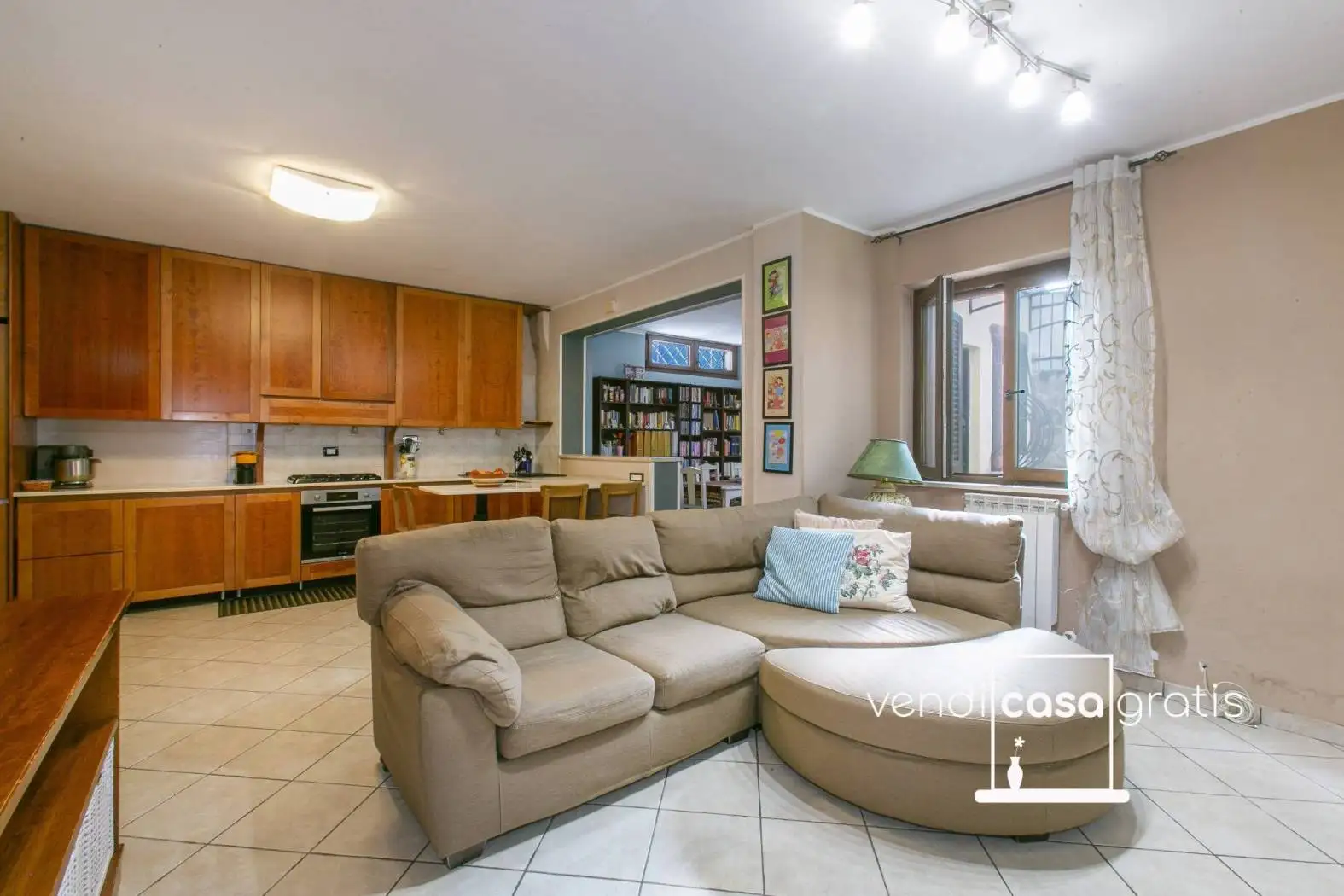 Appartamento in vendita a Roma