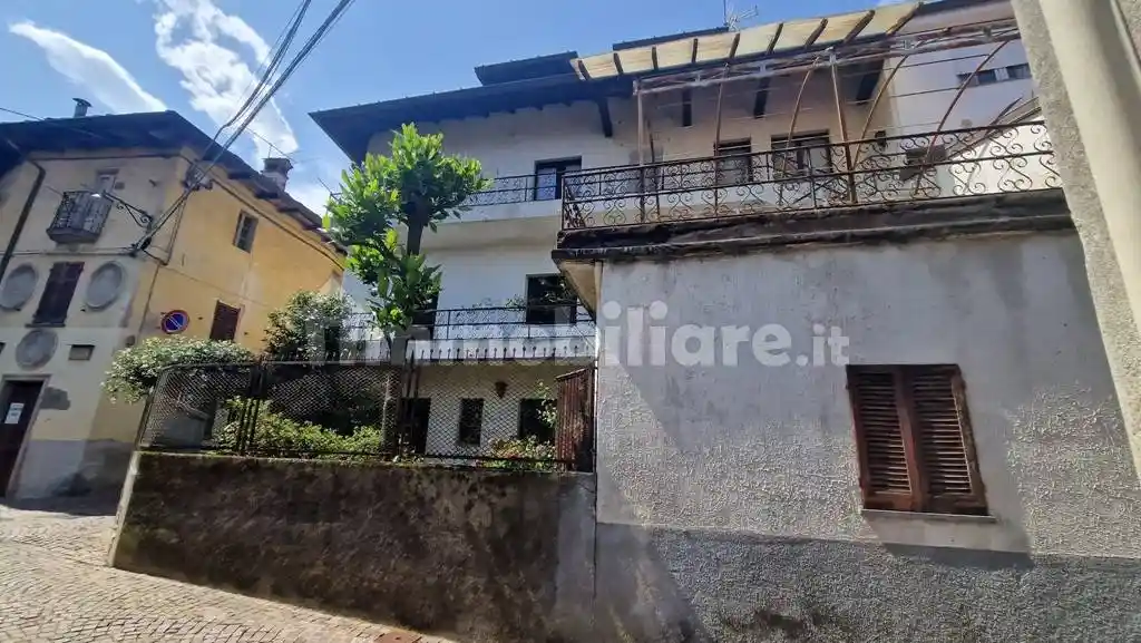 Terratetto unifamiliare via Varallo 28, Centro, Arola - foto 4