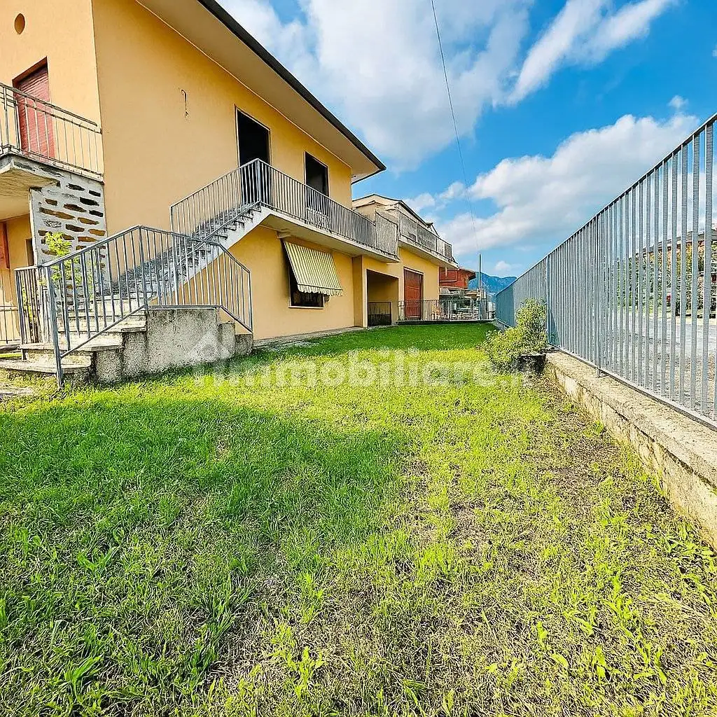 Bilocale via Alessandro Manzoni, Centro, Castelgomberto - foto 2