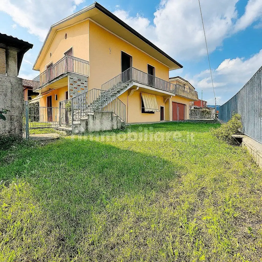 Bilocale via Alessandro Manzoni, Centro, Castelgomberto - foto 3