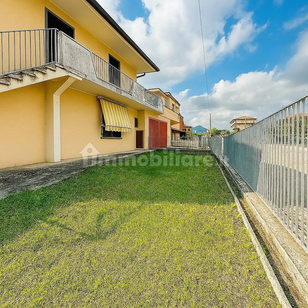 Bilocale via Alessandro Manzoni, Centro, Castelgomberto - foto 4