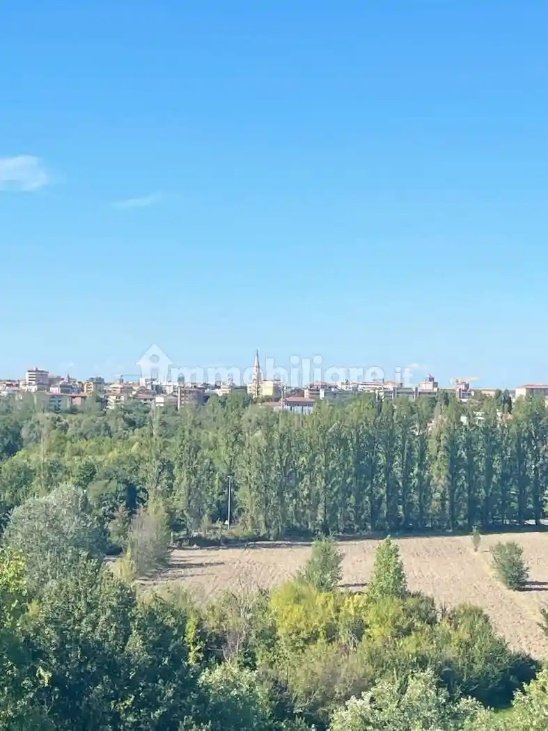 Appartamento in vendita a Modena