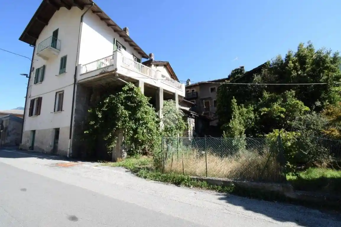 Terratetto plurifamiliare Cret de breil 17, Centro, Chatillon - foto 2