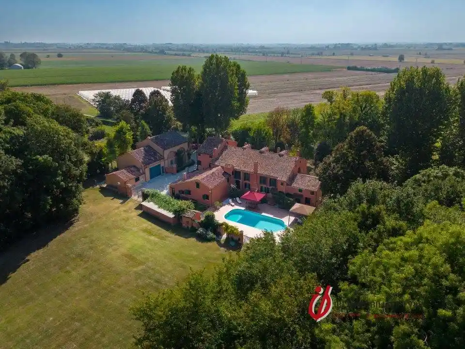 Villa in vendita a Ferrara