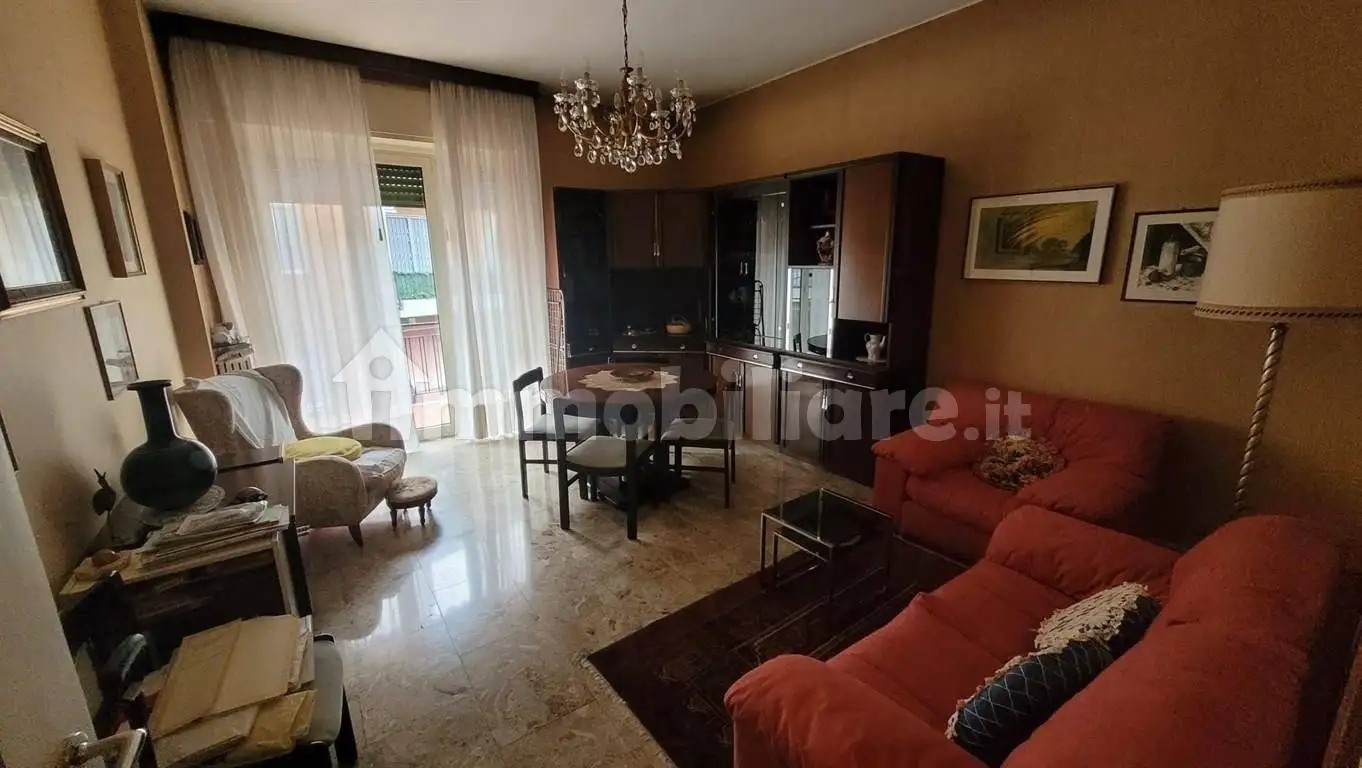 Appartamento in affitto a Como