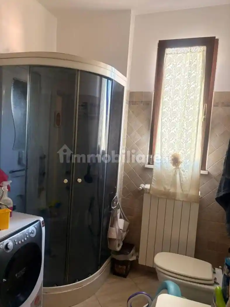 Trilocale via Aprilia 90, Centro, Cisterna di Latina - foto 4