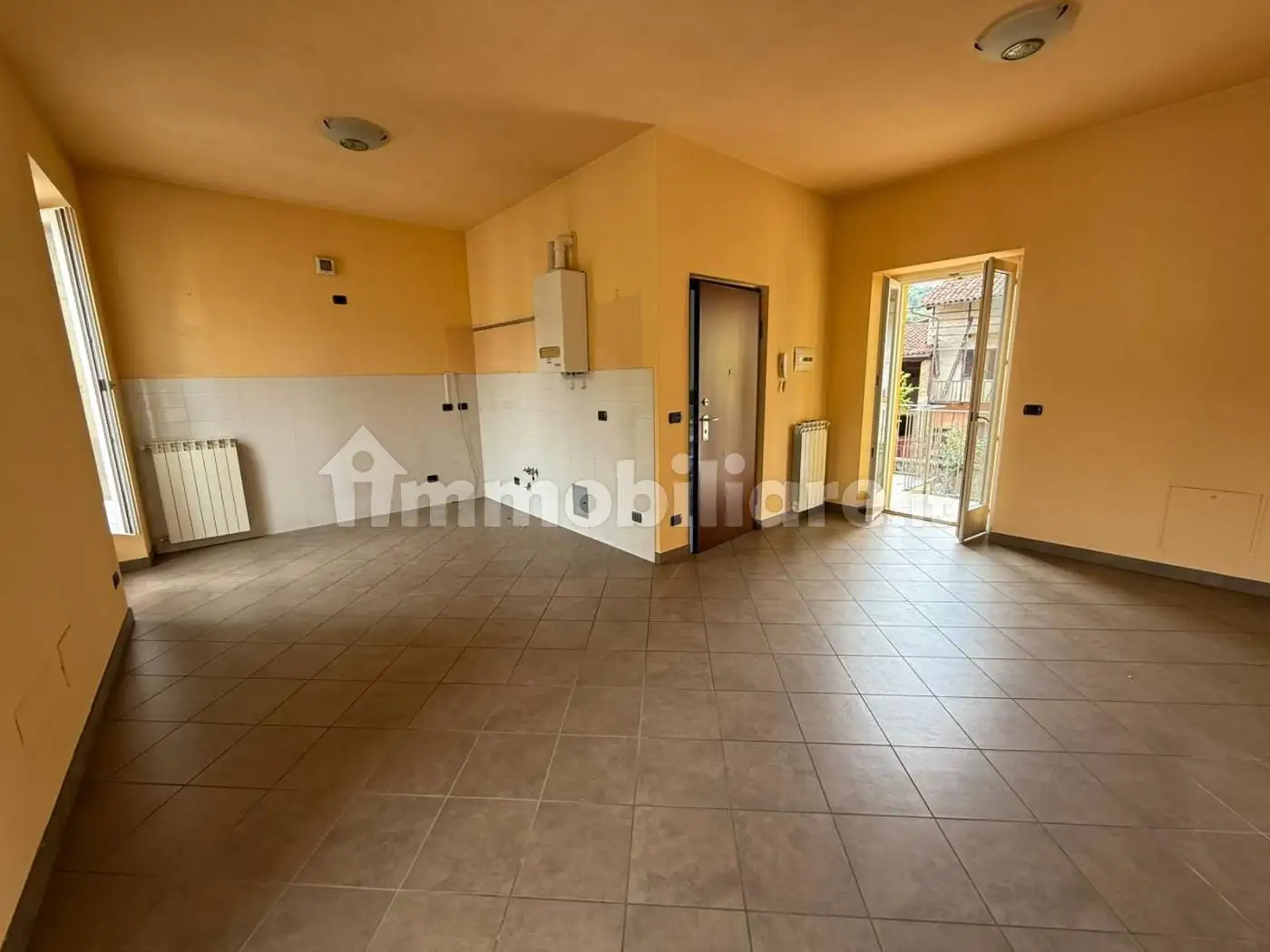 Appartamento in affitto a Caravino