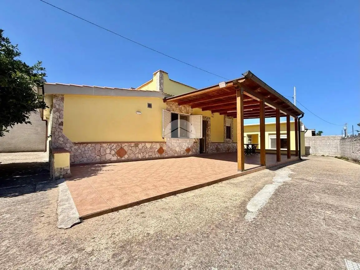 Villa in vendita a Carini