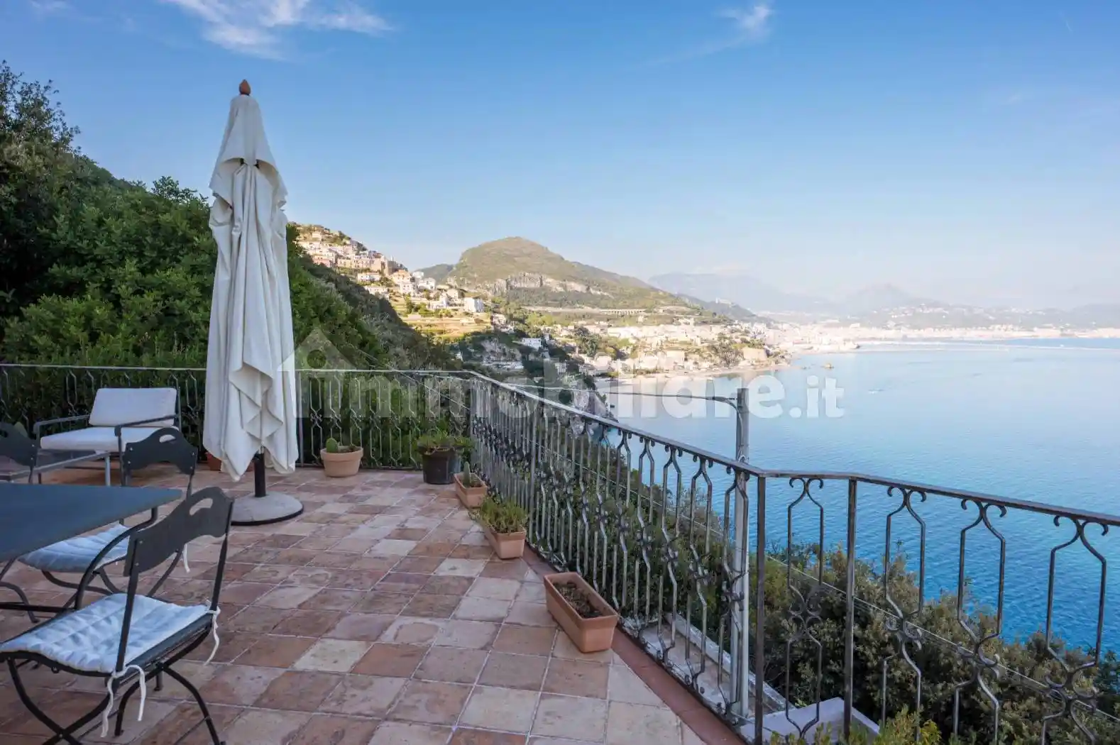 Villa in vendita a Vietri sul Mare